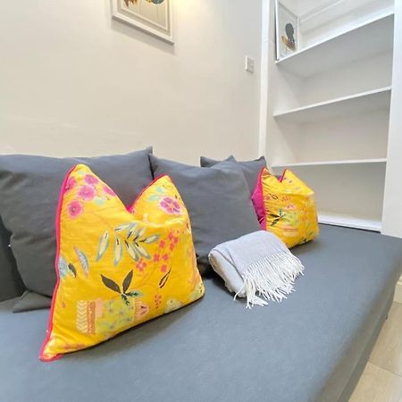 The Spotted Cat… London! Apartment Ngoại thất bức ảnh